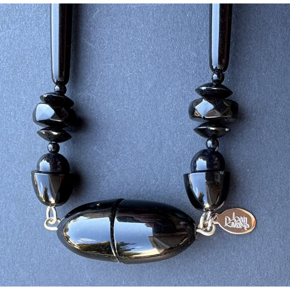 Vintage Joan Rivers Acrylic Lucite Cutout Red & Black Necklace Unique Rare 36" - Picture 5 of 6